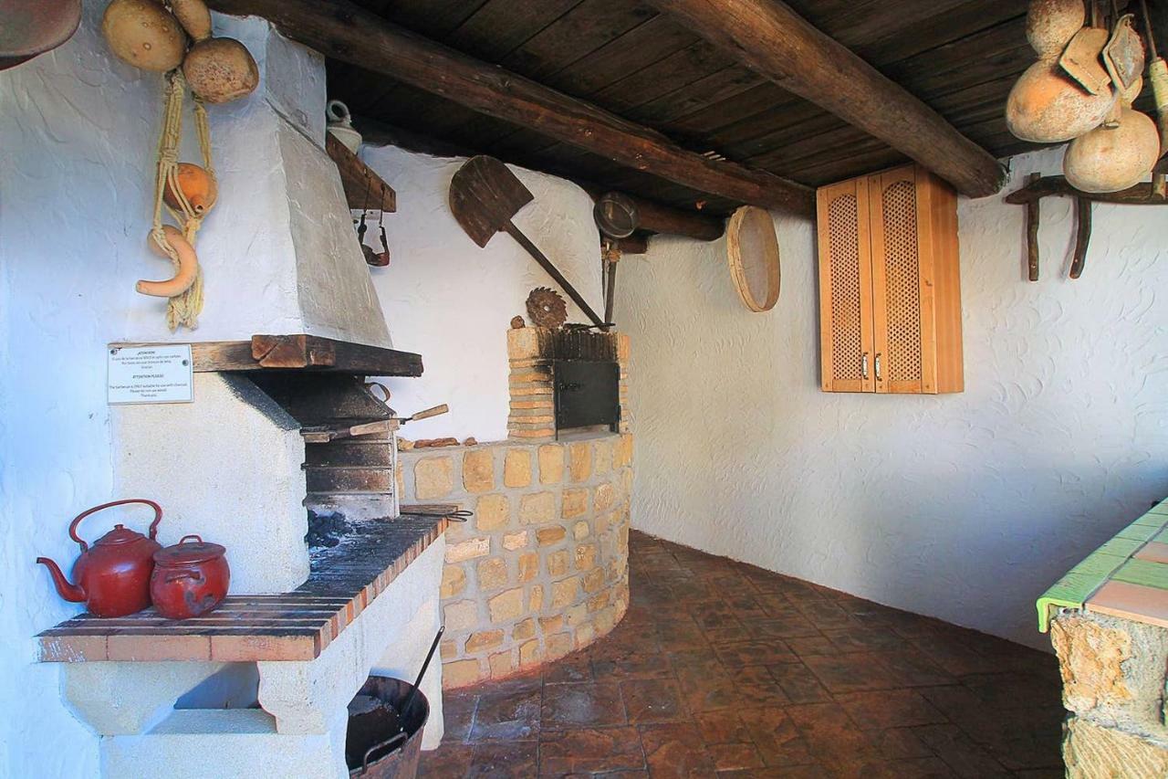 Encantadora Casa Con Piscina Privada Y Chimenea Padul Exterior foto